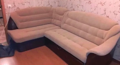 Перетяжка углового дивана. Раменское